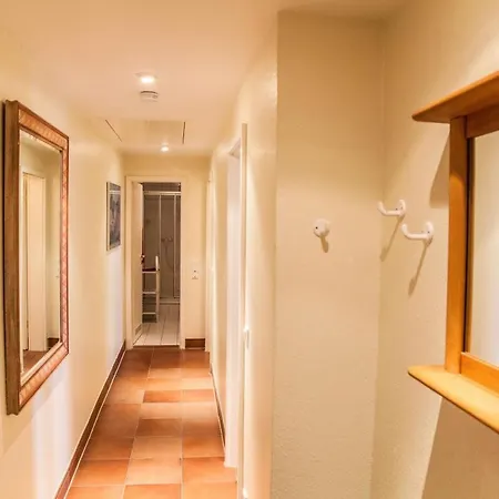 Elbstrom, 21 Lejlighed